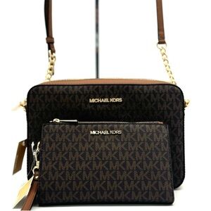 Michael Kors Large EW Crossbody Bag & Large Double Zip Wallet Brown